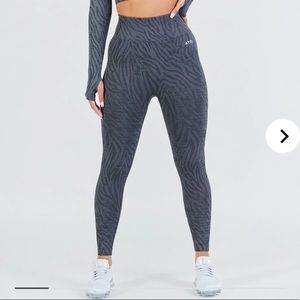 AYBL Animal Seamless Legging